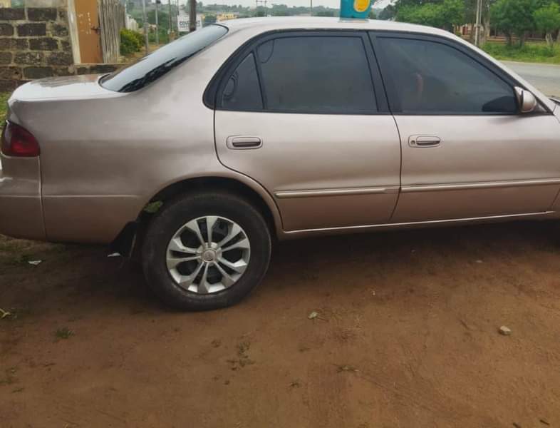 A picture of Toyota Corolla Engine and gear perfect Ac need attention Painted
