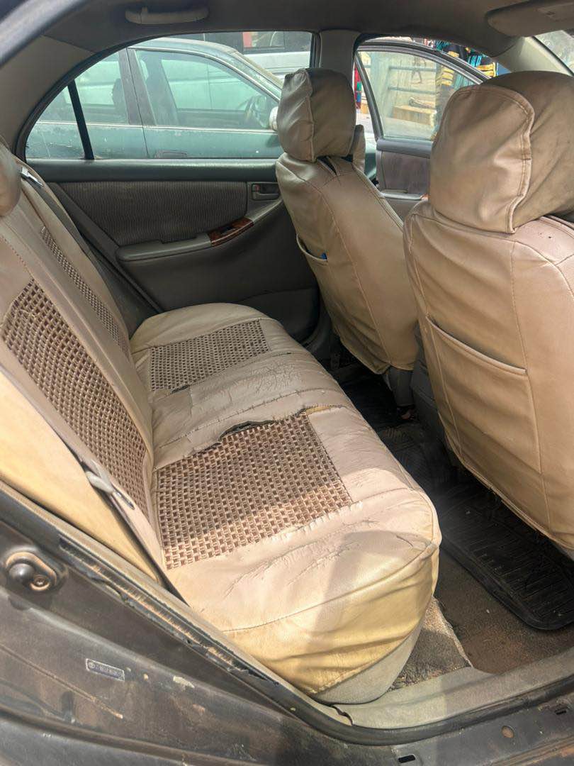 A picture of Toyota Corolla 07 bbdddddzcvhyyttt