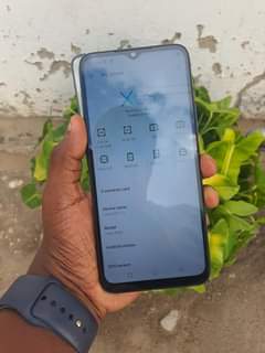 A picture of INFINIX HOT 12i