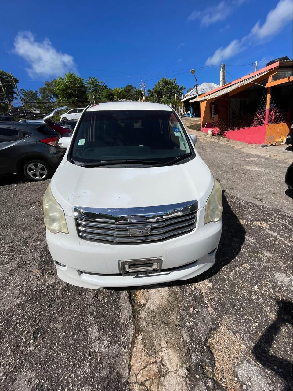used toyota noah