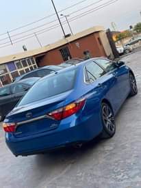 A picture of 2016 Toyota Camry SE