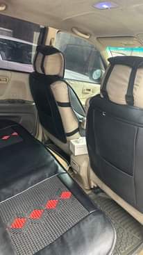 A picture of TOKUNBO STANDARD TOYOTA HIGHLANDER 2005 MODEL 3ROW DM OR CALL