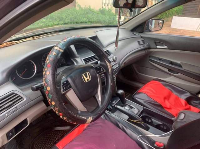 A picture of 2009 Honda Accord Le
