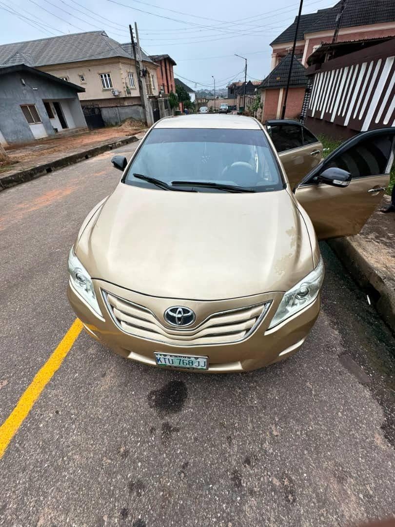 A picture of Toyota Camry 2010