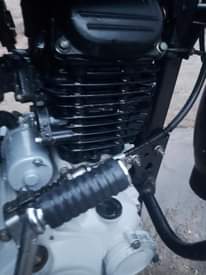 A picture of Boxer cc 125 inauzwa full document bei 950 000 maongezi