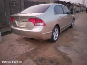 A picture of Honda civic I robot Buy and drive 2m Kaduna 07039409353