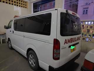 A picture of  HIACE QUANTUM ya Ambulance Namba DKL Fuel ni Diesel