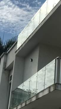 A picture of Fundi bora wa Balcony za Stainless Steel Tuite tukupimie bure