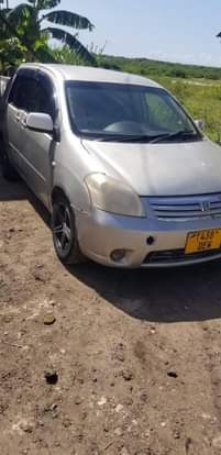 A picture of Toyota raum