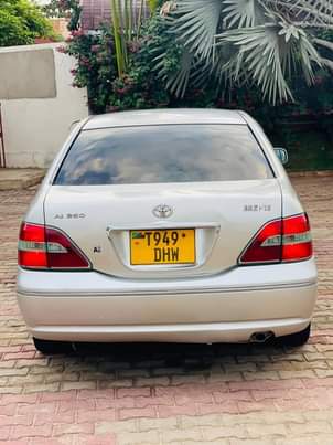 A picture of TOYOTA brevis