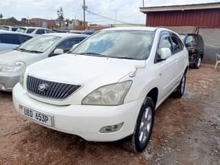 A picture of Toyota Harrier 2005 model Kawundo UBD P series