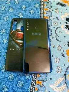A picture of Samsung a60