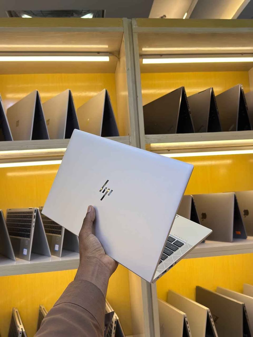 A picture of Hp Elitebook 840 G8 11th