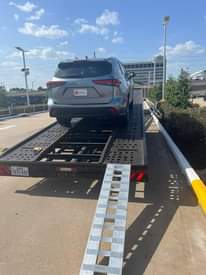 A picture of 2020 Toyoya Highlander XLE