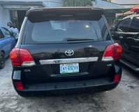 A picture of REG 2010 LAND CRUISER