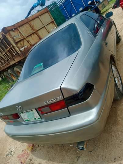 A picture of Camry pencil light