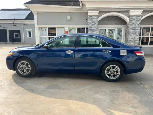 A picture of AWOOF DEAL Nigerian Used Toyota Camry 2008