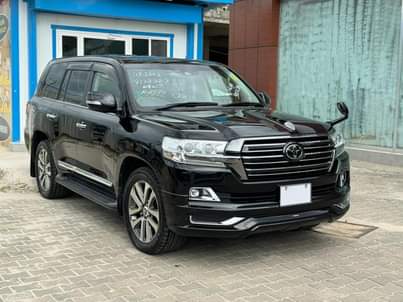 A picture of Toyota Land Cruiser ZX