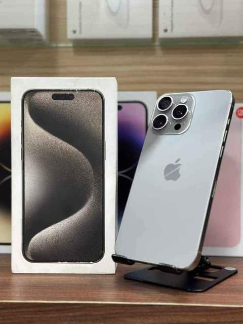 iPhone M.