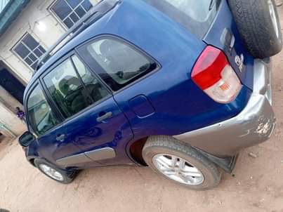 A picture of 2002 Toyota Rav4