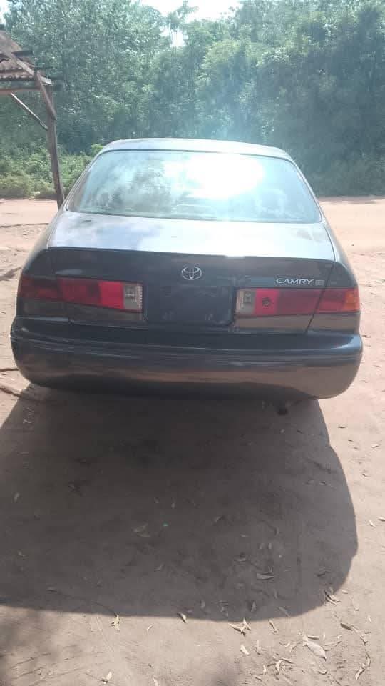 A picture of 2002 Camry 2002