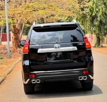 A picture of SUPER CLEAN TOYOTA PRADO 2021