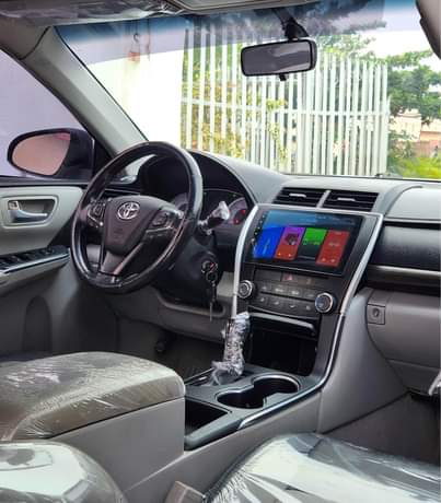 A picture of Entry 2015 Toyota Camry