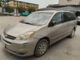A picture of 2005 Toyota Sienna