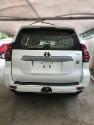 A picture of 2018 Land Cruiser Toyota Prado jeep Going for 34m.