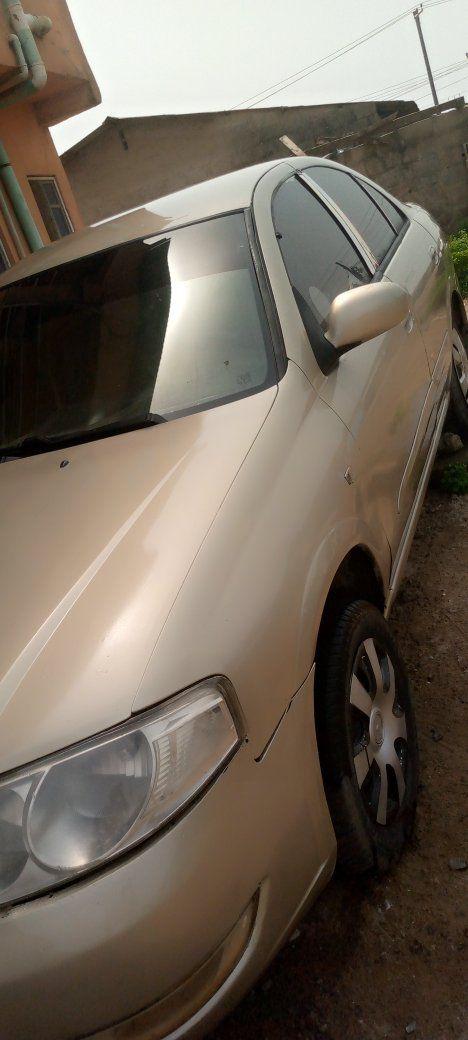 A picture of NISSAN SONNY 2010 model