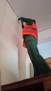 A picture of Free CCTV camera installation with 39 TV screen