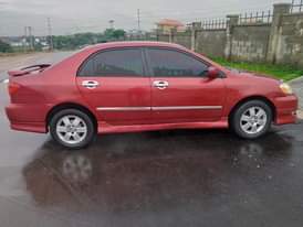 A picture of Extremely Sharp registered Toyota Corolla S 2006 model with everything
