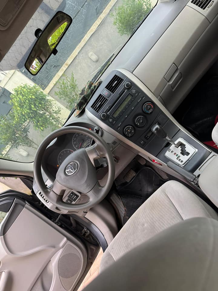 A picture of PARTLY FIRST BODY REG TOYOTA COROLLA 2010 MODEL ENGINE AND