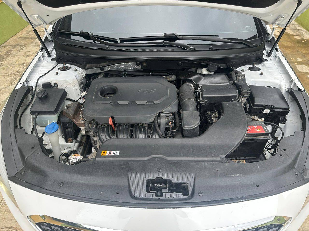 A picture of Foreign Used 2015 Hyundai Sonata Limited Edition with Panoramic Roof