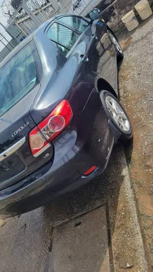 A picture of 2021 TOYOTA COROLLA