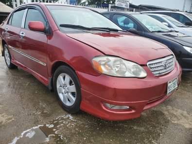 A picture of Belgium grade 05 sport Toyota corolla everything intact going for