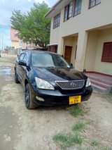 A picture of Toyota Harier new shape