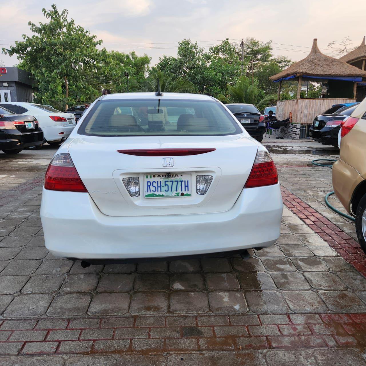 A picture of FAST FINGER 2007 HONDA ACCORD DC