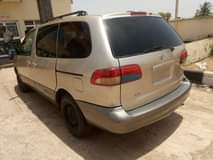 A picture of Toyota Sienna 2001 model for sale Clean body and interior