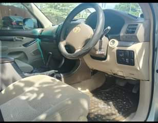 A picture of Toyota prado 120