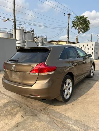A picture of Reg Toyota Venza 2010 Model V6 Engine Flashed on first