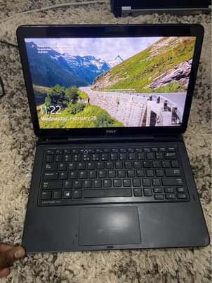 A picture of DELL LATITUDE 7350 Core i5