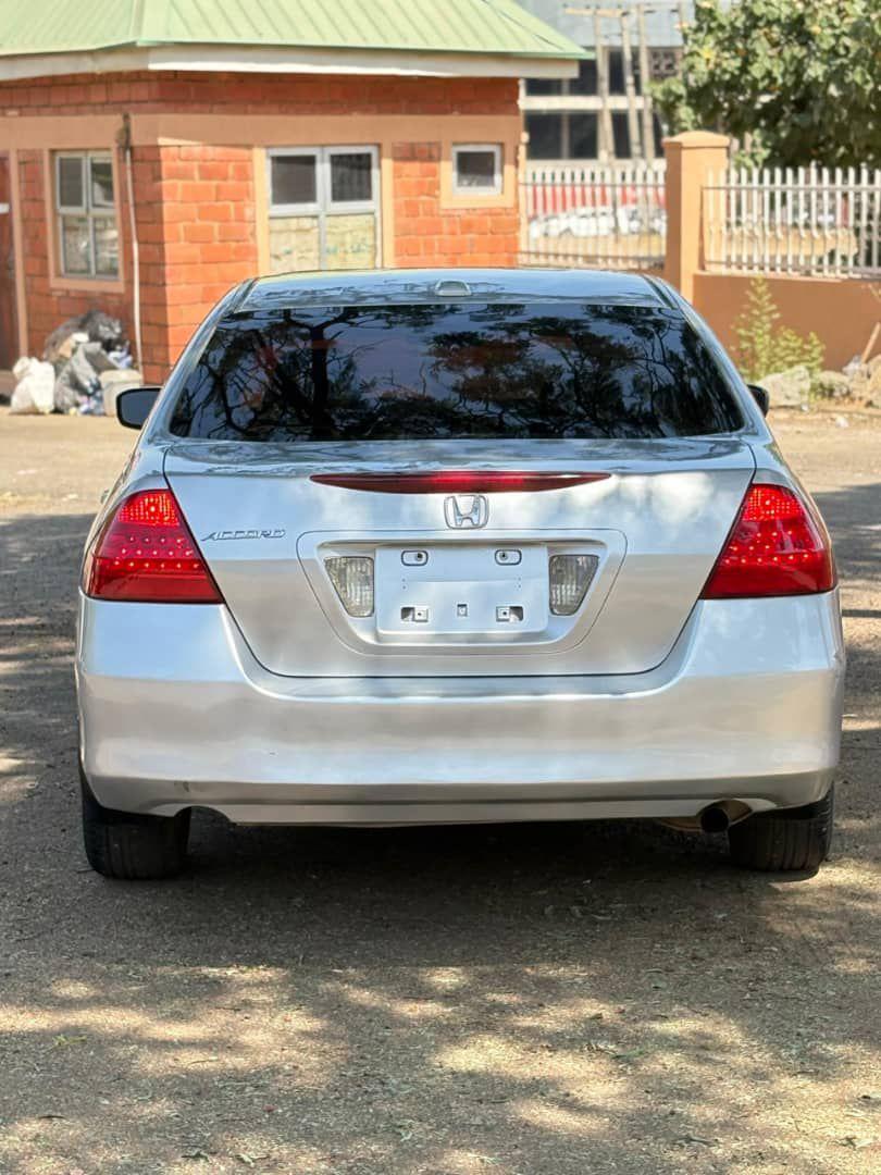 A picture of 2010 Honda dc