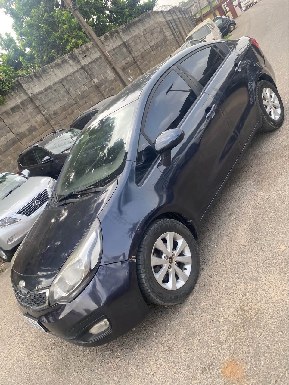 A picture of 2012kia Rio for sale