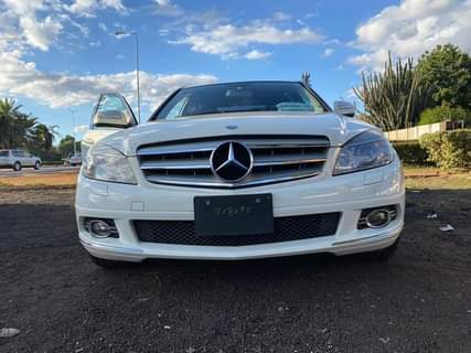 mercedes benz big badge