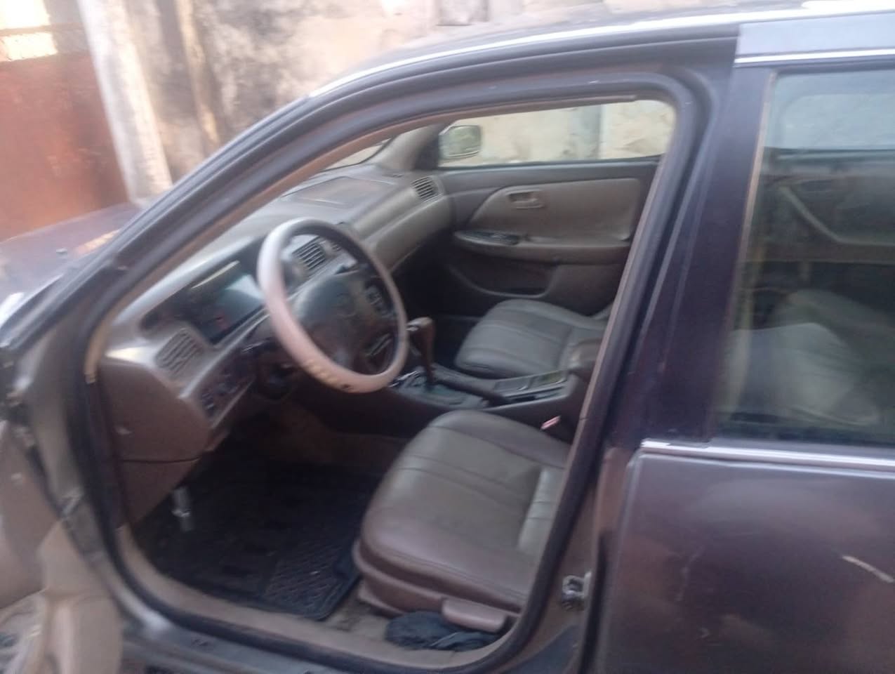 A picture of Toyota Camry Drop Light