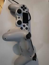A picture of Ps4 pro