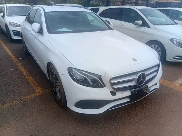 A picture of Mercedes Benz E220d