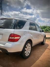 A picture of ML350 2008 MERCEDES BENZ LESS THAN A YEAR USED