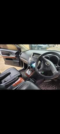 A picture of TOYOTA HARRIER NEW MODEL